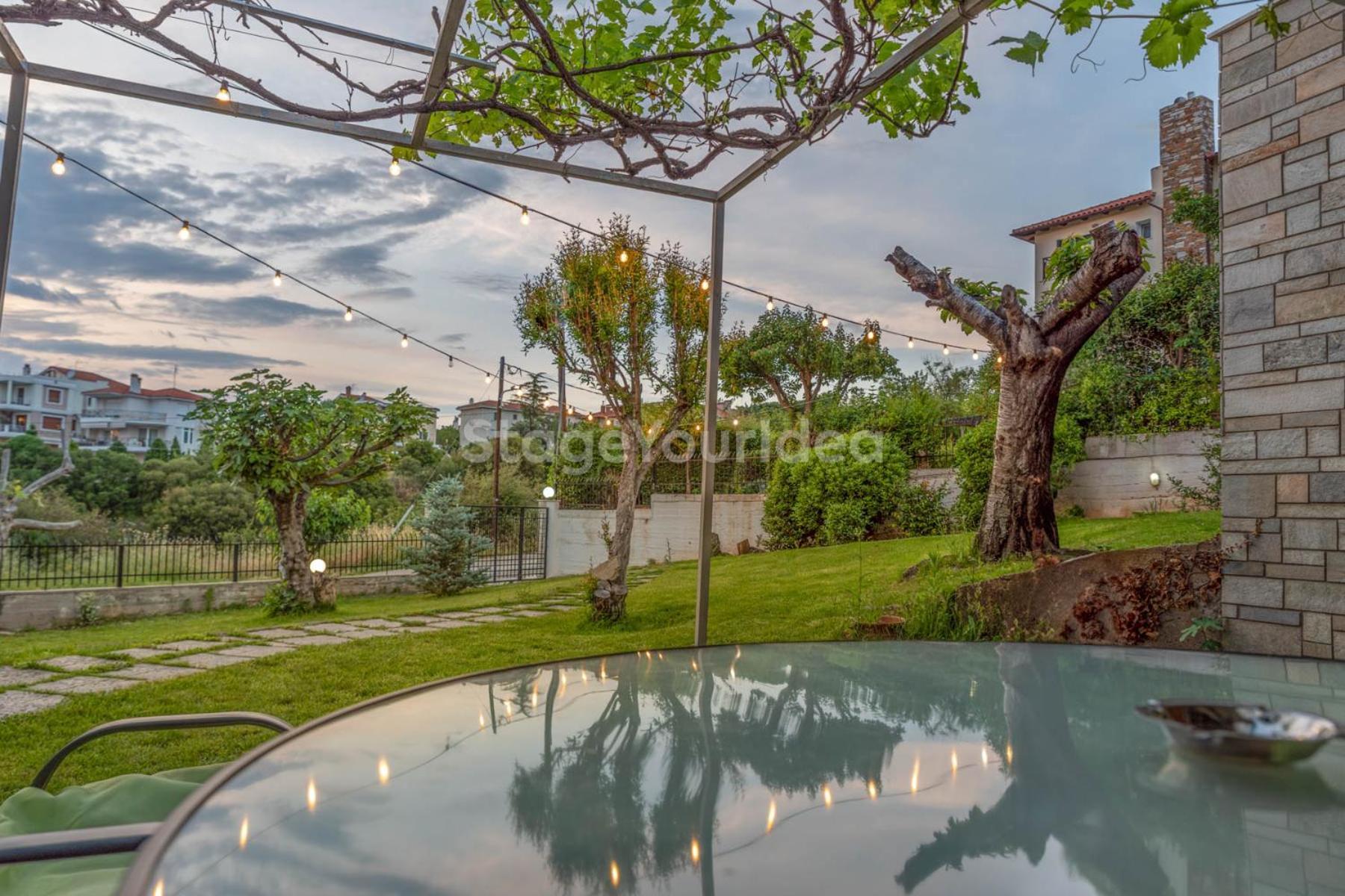 Τraditional Fully Detached Villa On A Luxurious Hillock Of Thessaloniki With Its Own Garden Also For Family & Wedding Gatherings For 10 To 25 People Only 15 Minutes From Airport Extérieur photo
